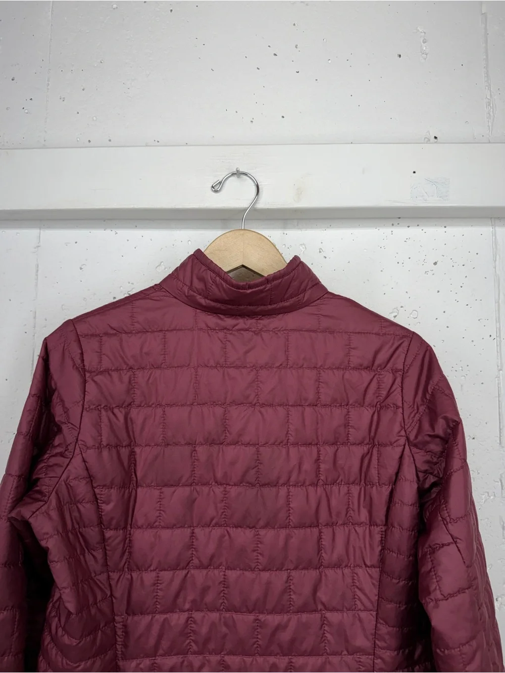 Patagonia Women's Large Maroon Nano Puff Jacket